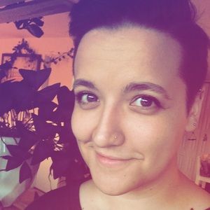 Meet your Posher, Olivia